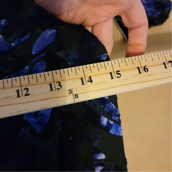 Tahari ASL Women's Size 8 Burnout Sheath Dress with Velvet details - Picture 9 of 13